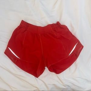 Lululemon 4” Hotty Hot Shorts